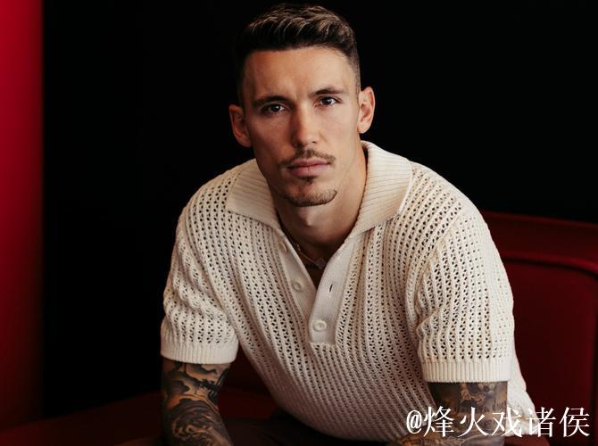 所有纹身都记述我的勤奋之道——格里马尔多的职 所有纹身都记述我的勤奋之道——格里马尔多的职