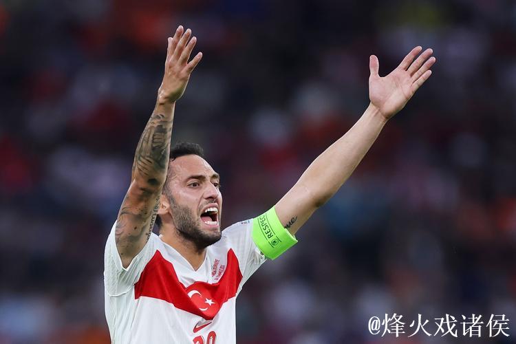 意天空:恰20尚未恢复合练,国米不会冒险让他踢意超杯半决赛 意天空:恰20尚未恢复合练,国米不会冒险让他踢意超杯半决赛