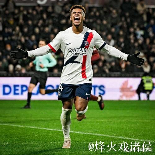 足坛一夜综述！巴萨甩开皇马7分，阿森纳收礼2乌龙，萨拉赫创历史