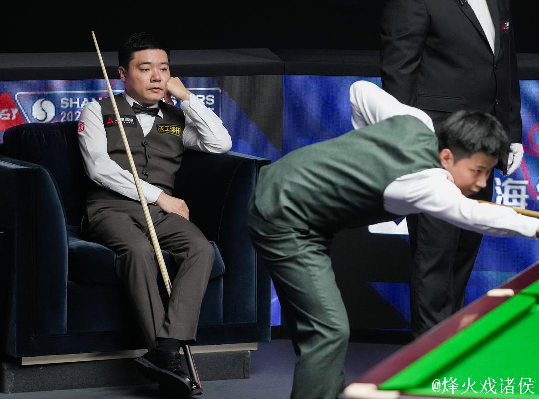 斯诺克上海大师赛：赵心童6-2晋级 下一轮对阵丁俊晖